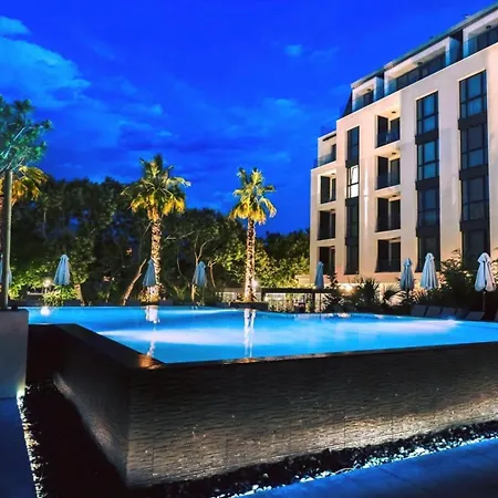 Azur Apartman *